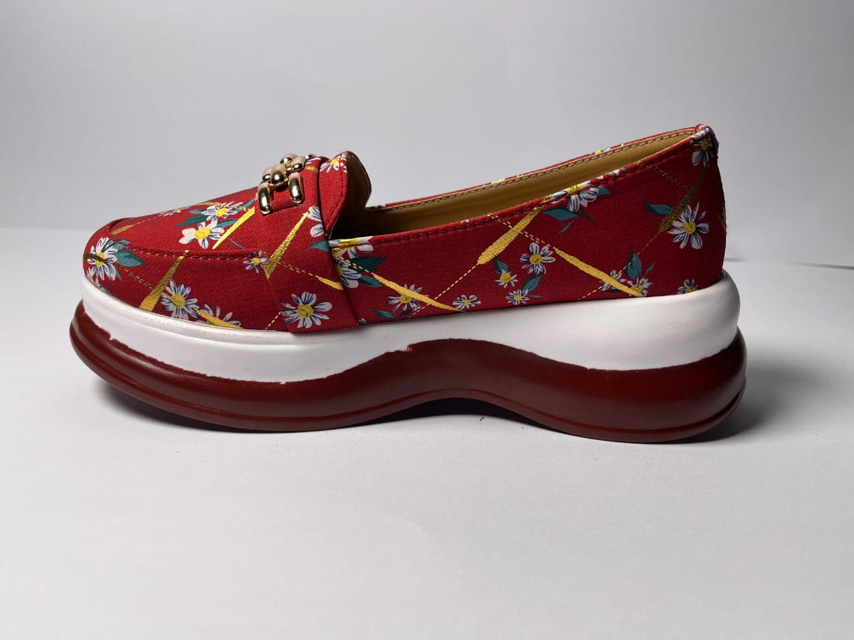 RED PETAL LOAFERS