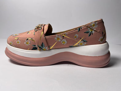 PINK PETAL SHOES